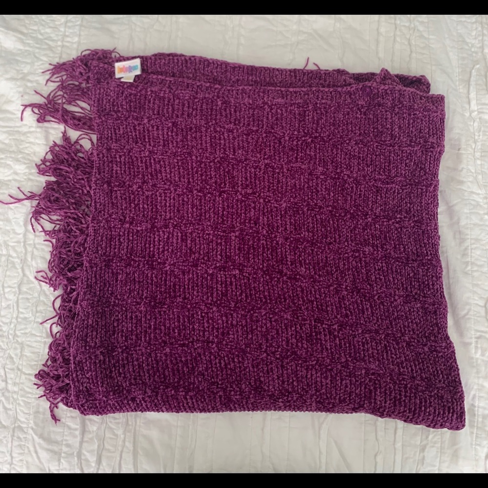 Mimi Chenille Buttoned Shawl